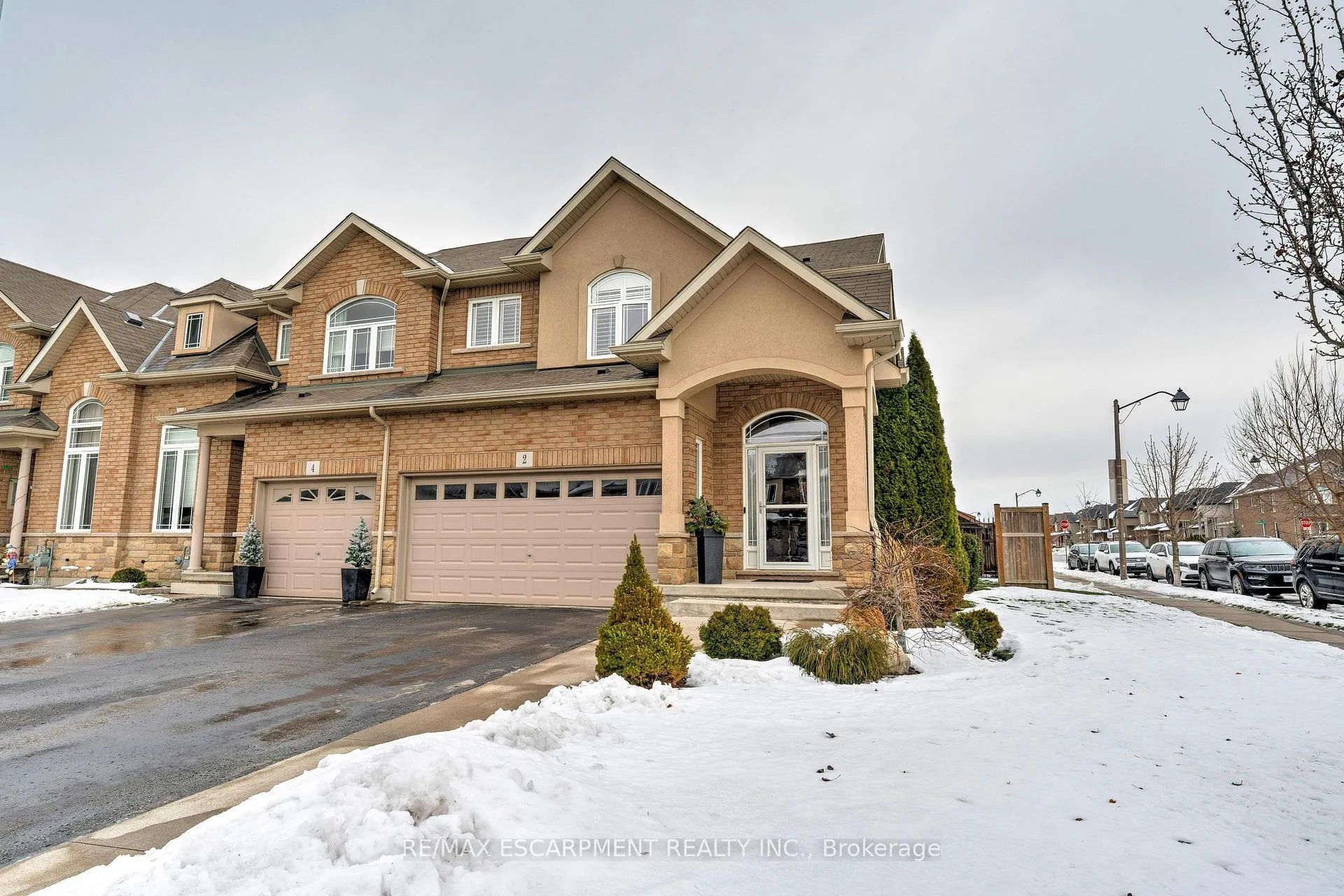 Photo 1 of 2 Celestial Crescent, Hamilton, Rural Glanbrook — HOMEH