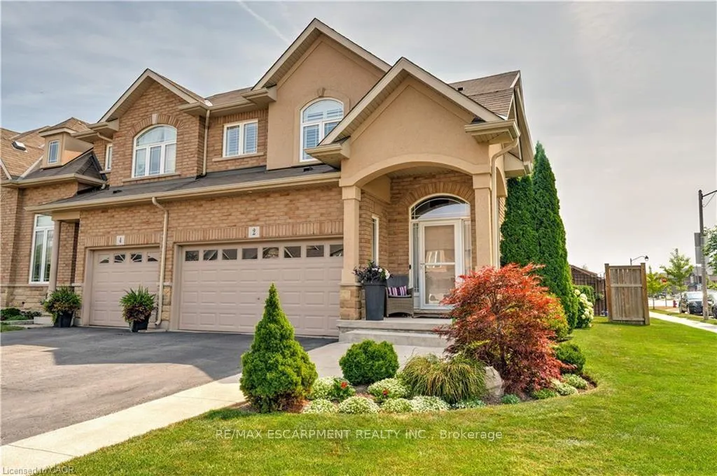 Photo 2 of 2 Celestial Crescent, Hamilton, Rural Glanbrook — HOMEH