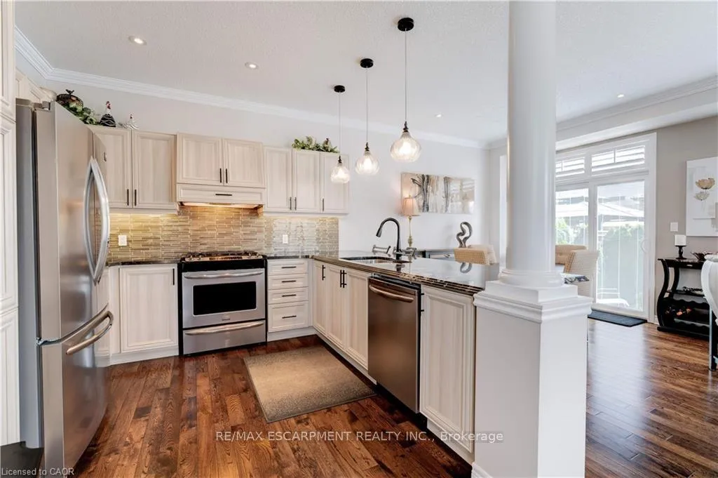 Photo 19 of 2 Celestial Crescent, Hamilton, Rural Glanbrook — HOMEH