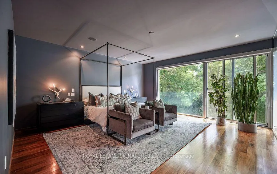 Photo 20 of 63 Douglas Crescent, Toronto, Leaside — HOMEH