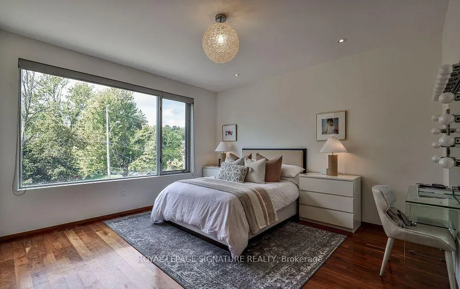 Photo 28 of 63 Douglas Crescent, Toronto, Leaside — HOMEH