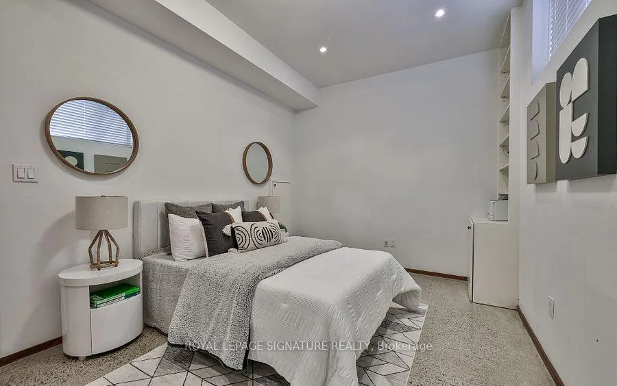 Photo 36 of 63 Douglas Crescent, Toronto, Leaside — HOMEH