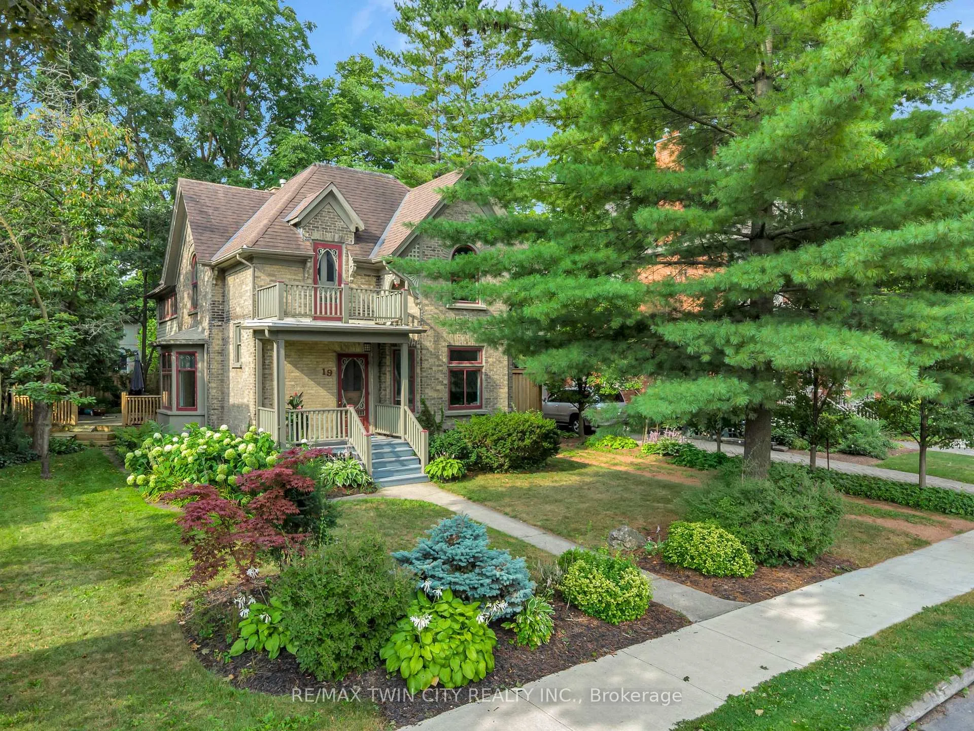 Photo 1 of 19 Roland Street, Kitchener — HOMEH