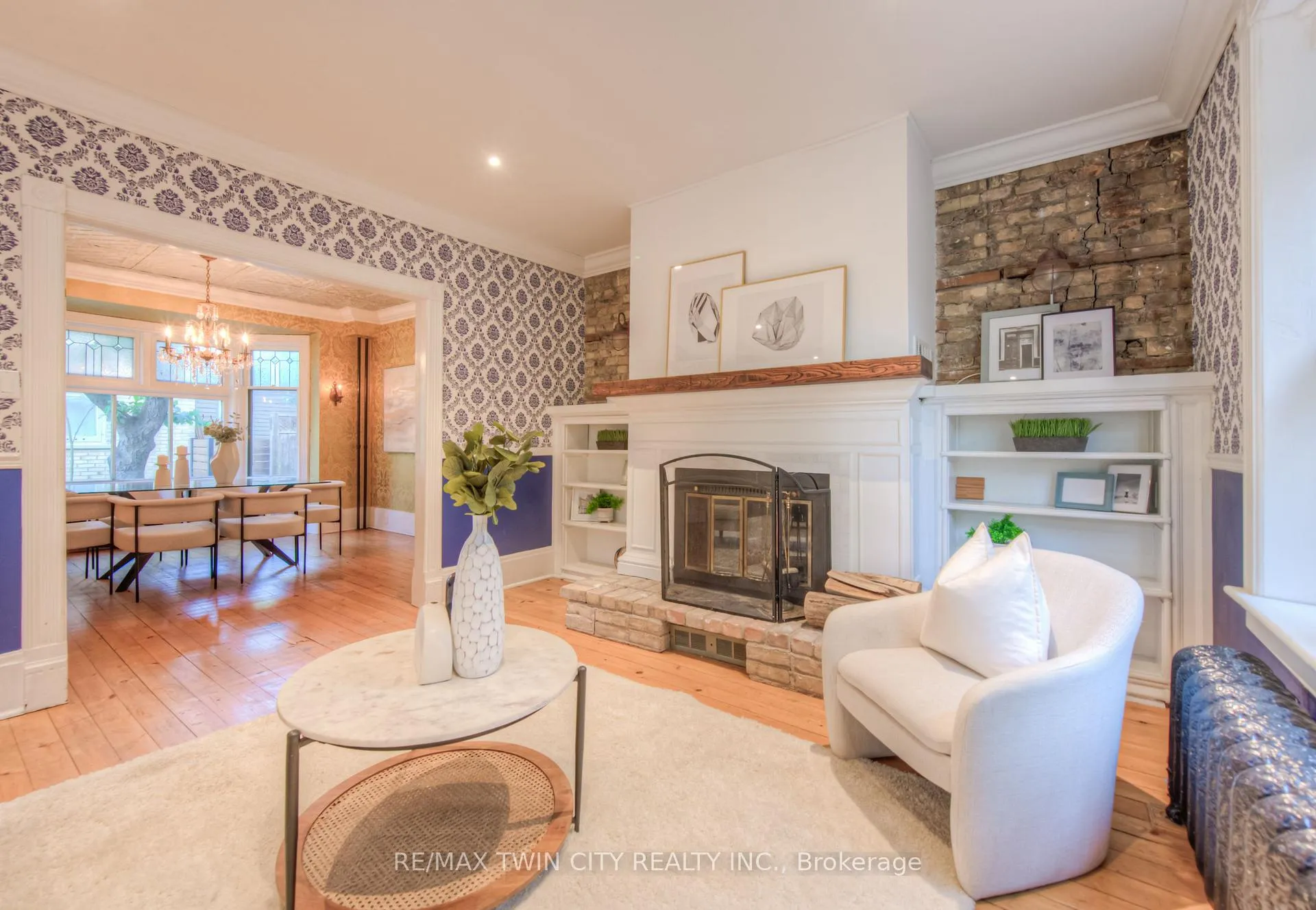 Photo 8 of 19 Roland Street, Kitchener — HOMEH