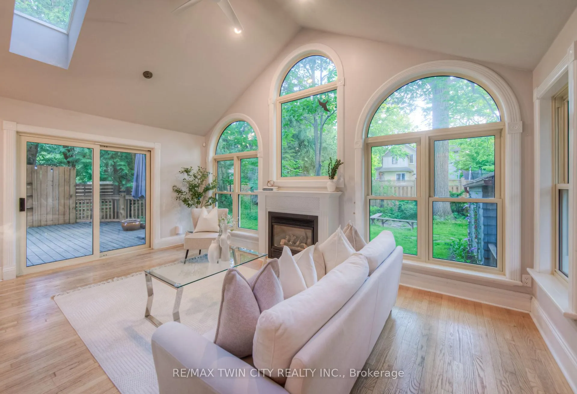 Photo 19 of 19 Roland Street, Kitchener — HOMEH