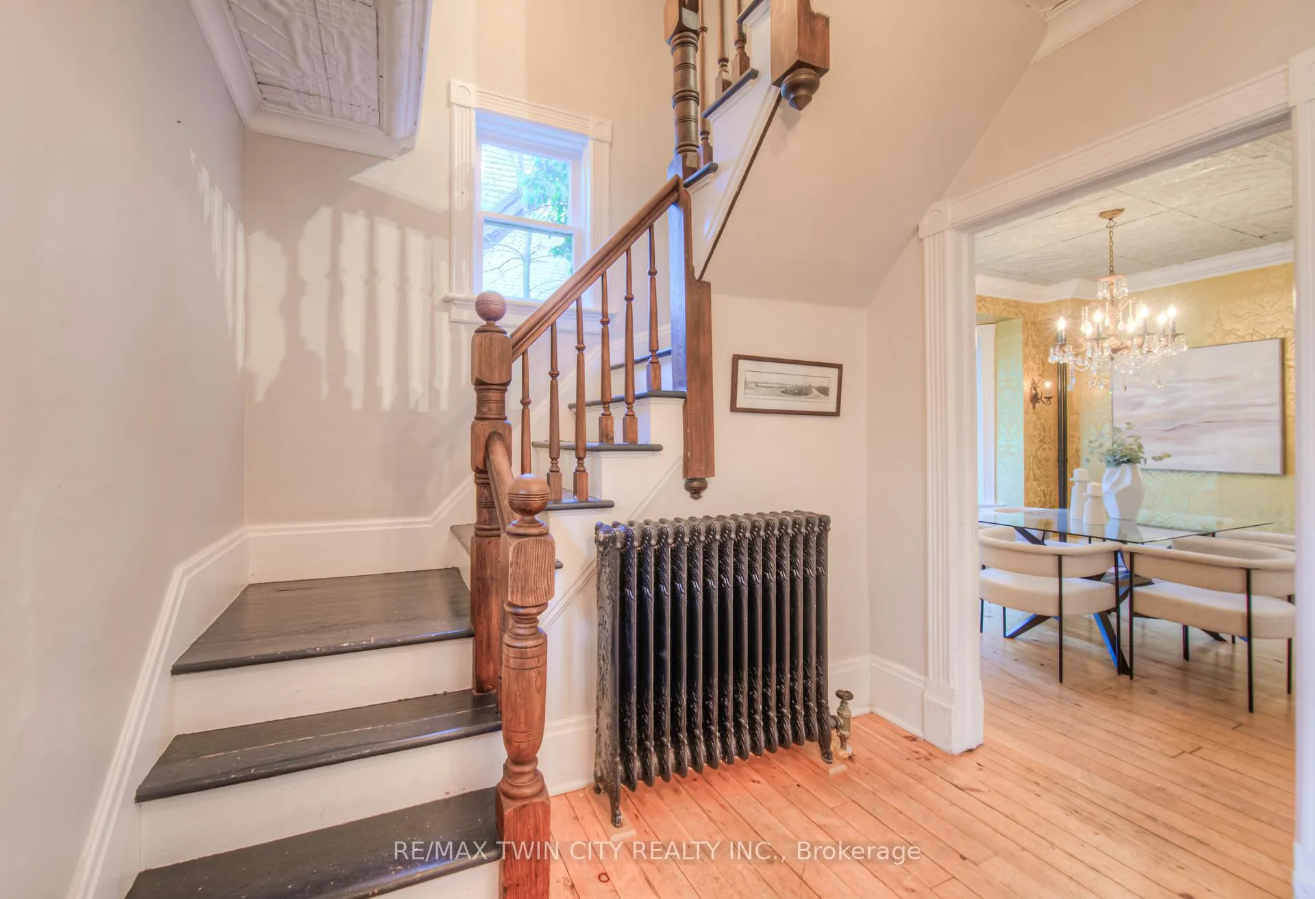 Photo 25 of 19 Roland Street, Kitchener — HOMEH