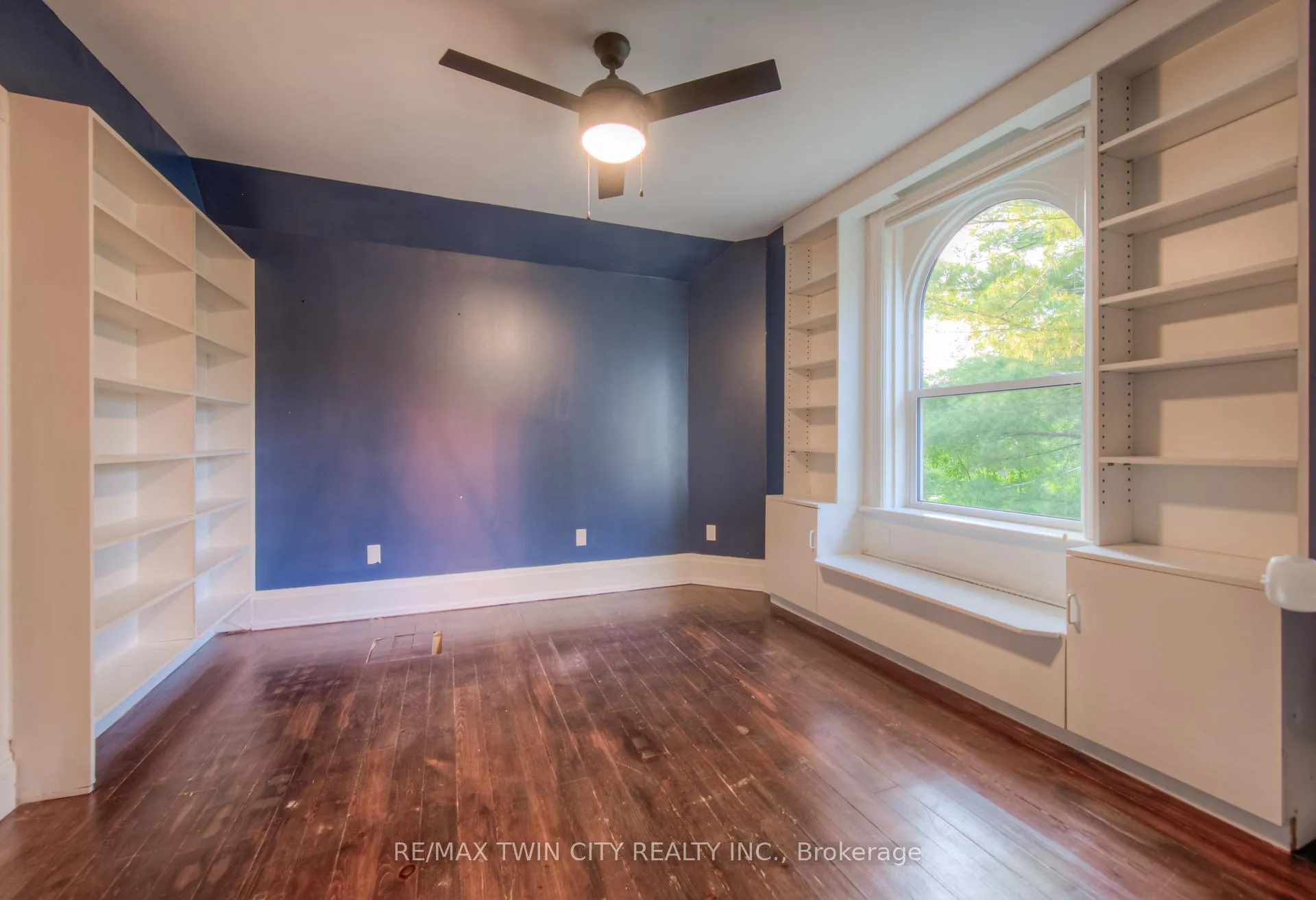 Photo 29 of 19 Roland Street, Kitchener — HOMEH