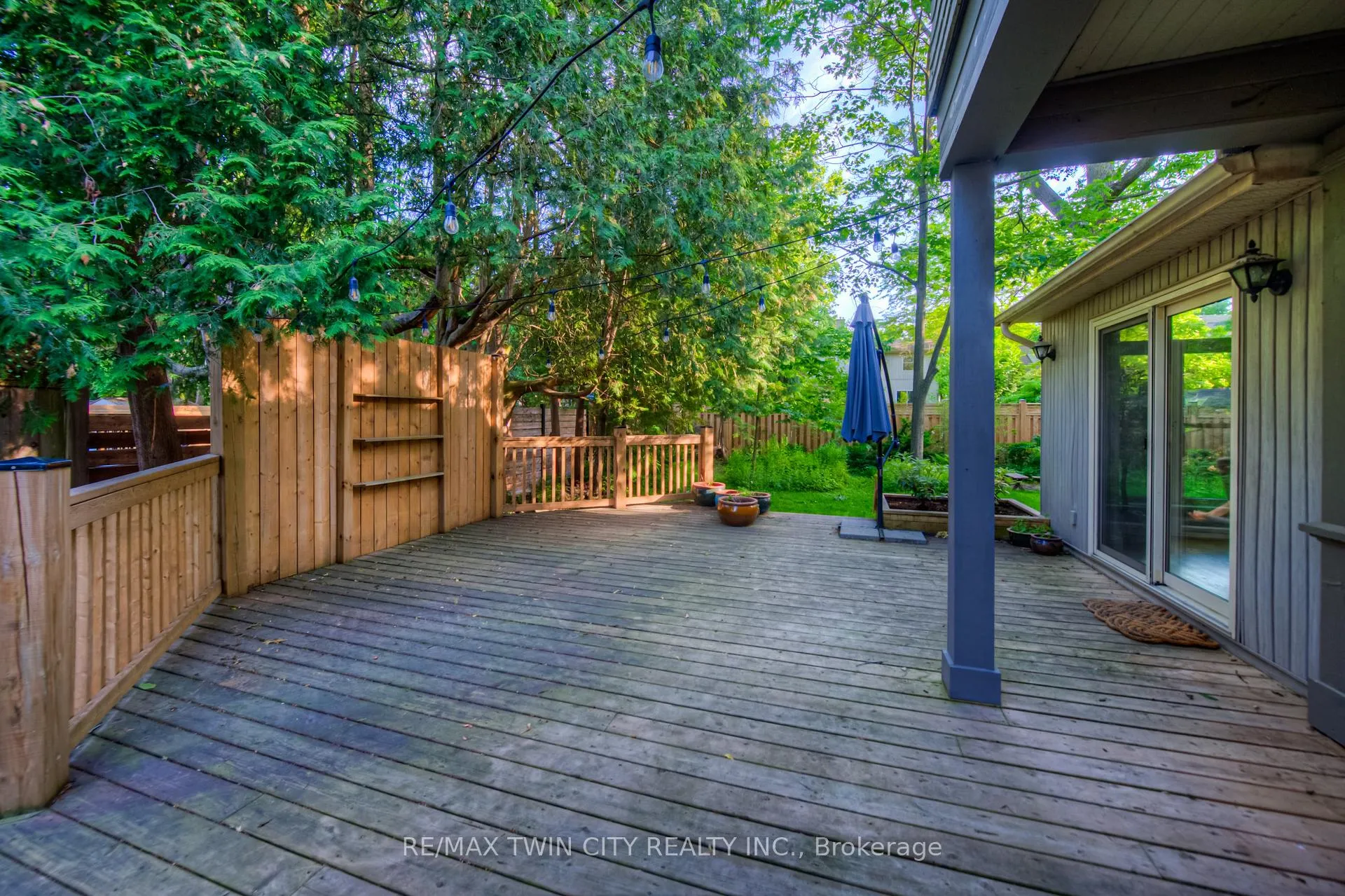 Photo 41 of 19 Roland Street, Kitchener — HOMEH