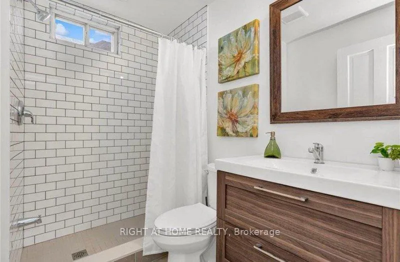 Photo 7 of Unit 3, 100 Dunsmure Road, Hamilton, Stipley — HOMEH