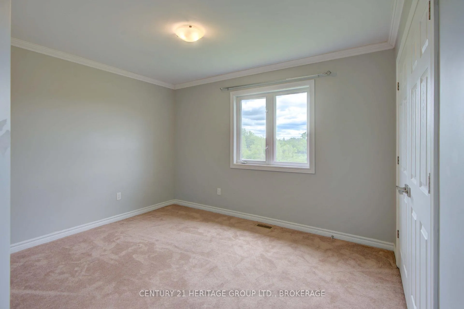 Photo 28 of 104 Brennan Crescent, Loyalist, Odessa — HOMEH