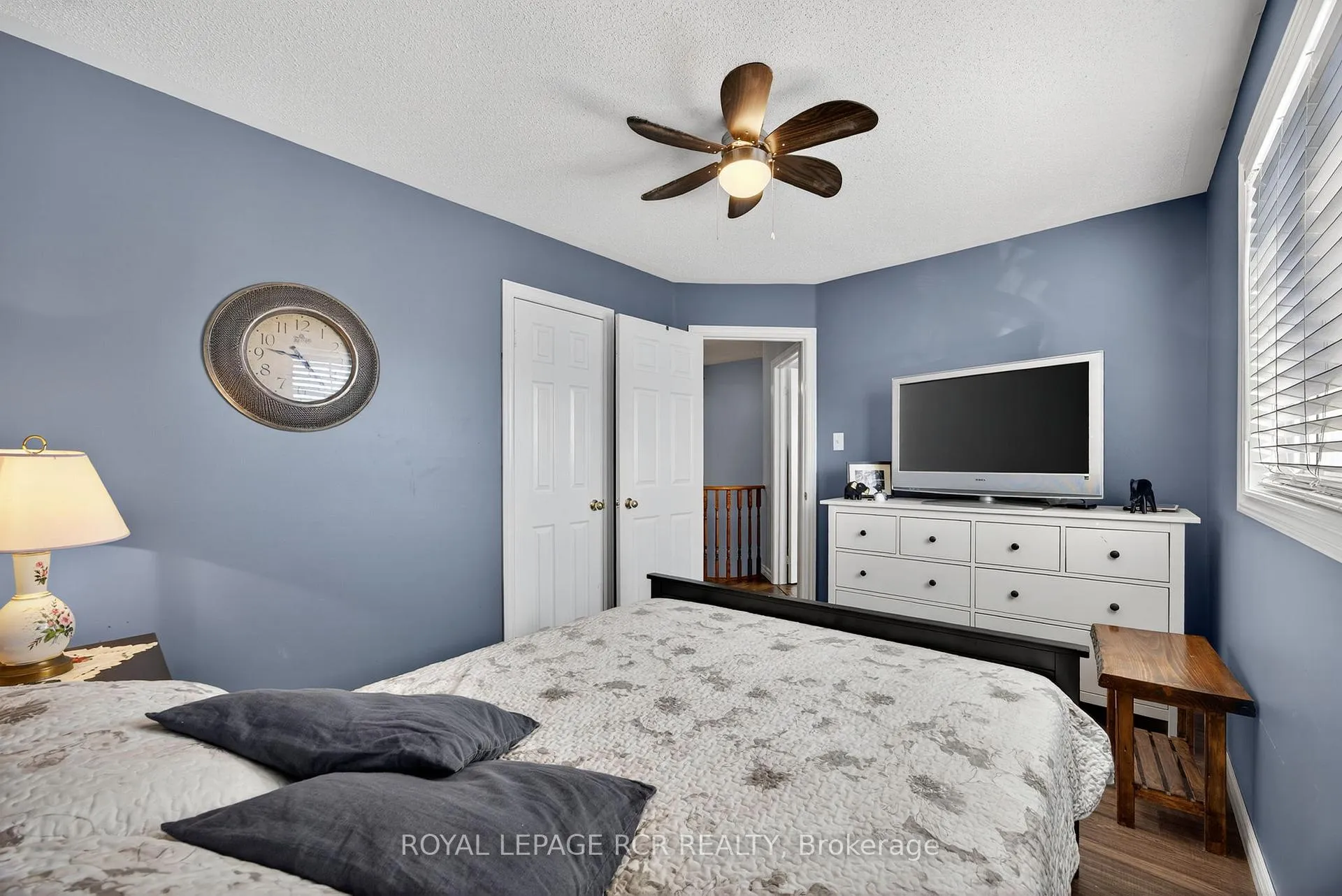 Photo 27 of 24 Tascona Court, Barrie, Little Lake — HOMEH