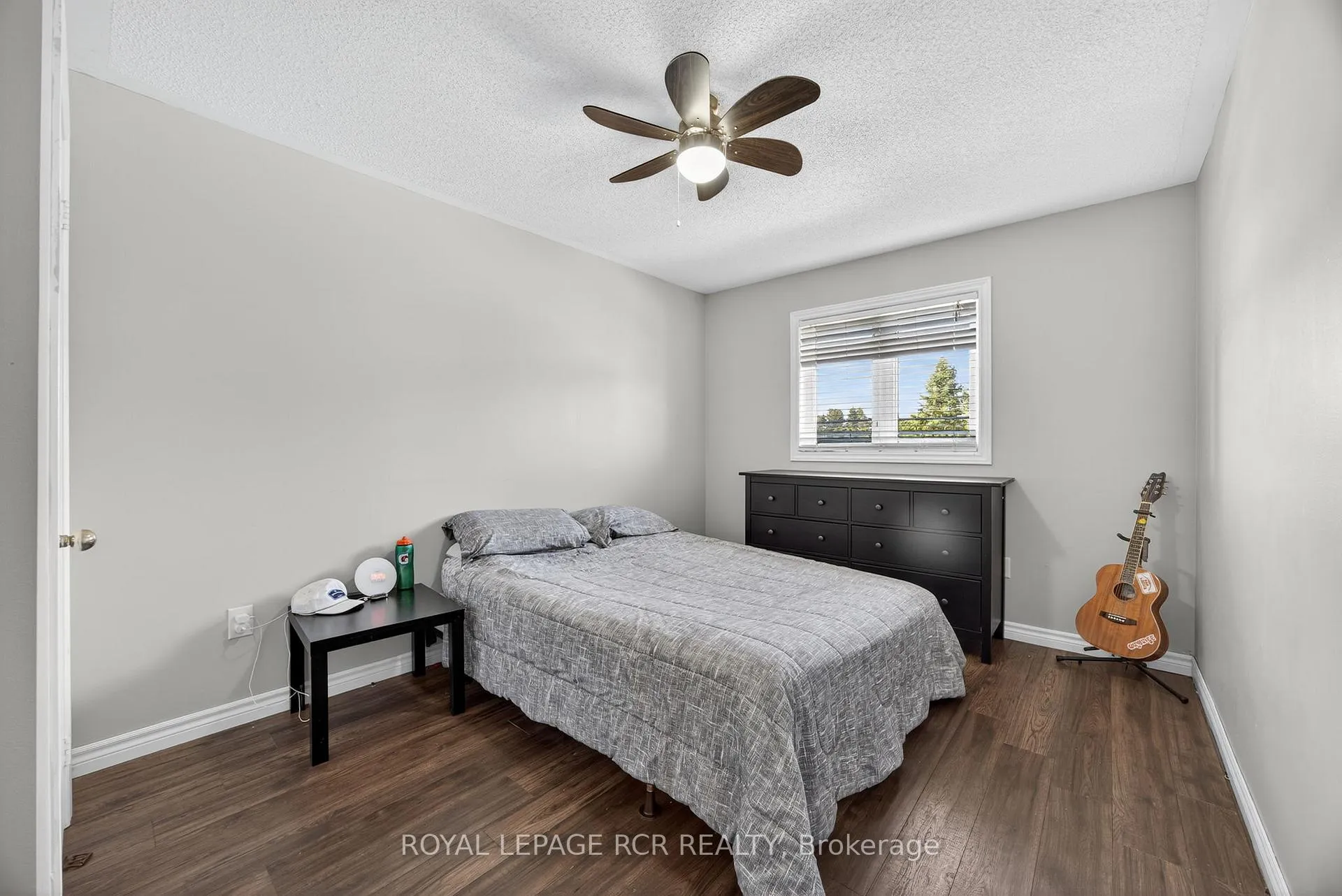 Photo 29 of 24 Tascona Court, Barrie, Little Lake — HOMEH