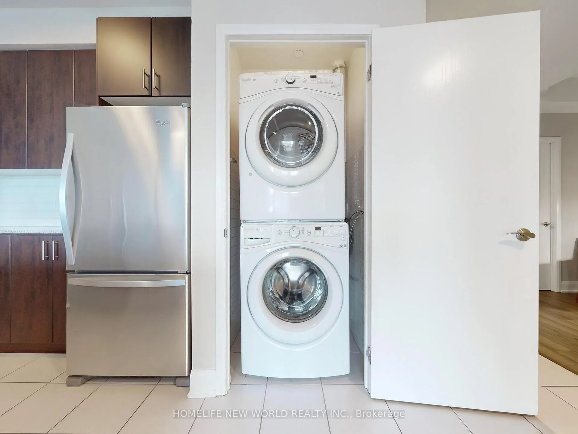 Photo 24 of Unit 1406, 2900 Highway 7, Vaughan, Concord — HOMEH