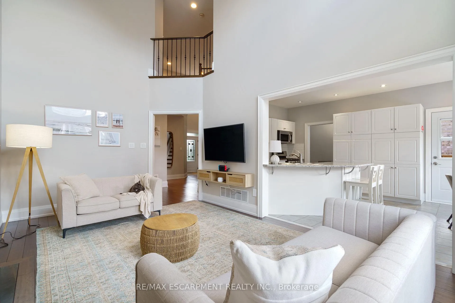 Photo 18 of 104 Davidson Boulevard, Hamilton, Dundas — HOMEH