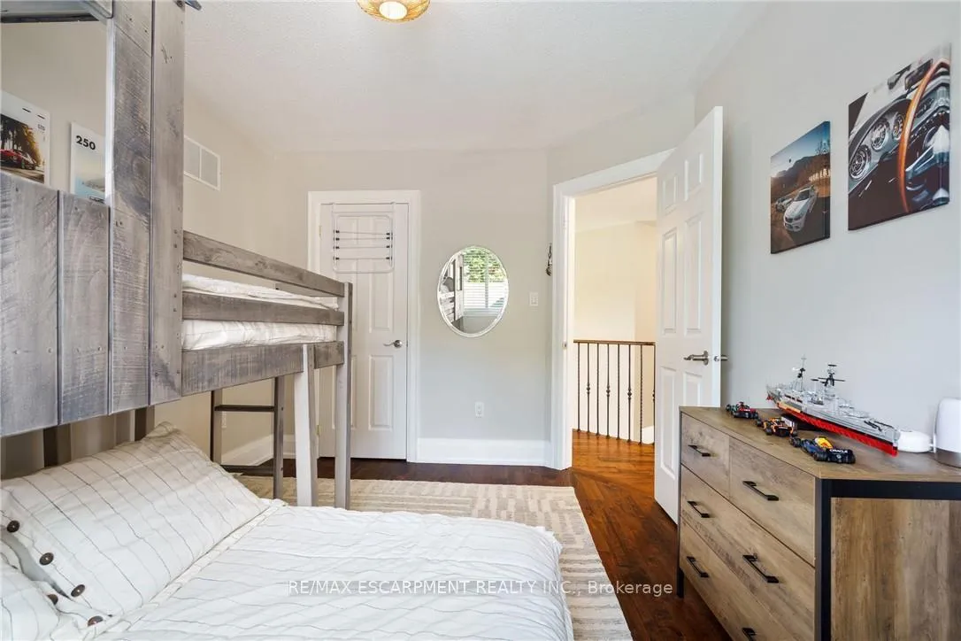 Photo 35 of 104 Davidson Boulevard, Hamilton, Dundas — HOMEH