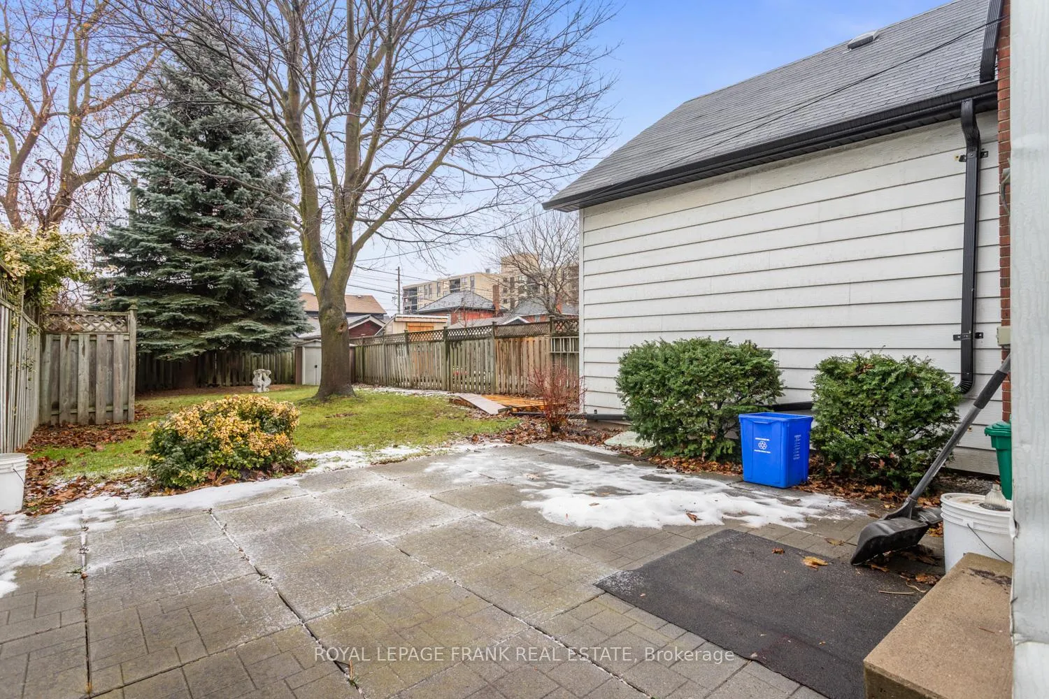 Photo 16 of 215 Celina Street, Oshawa, Central — HOMEH