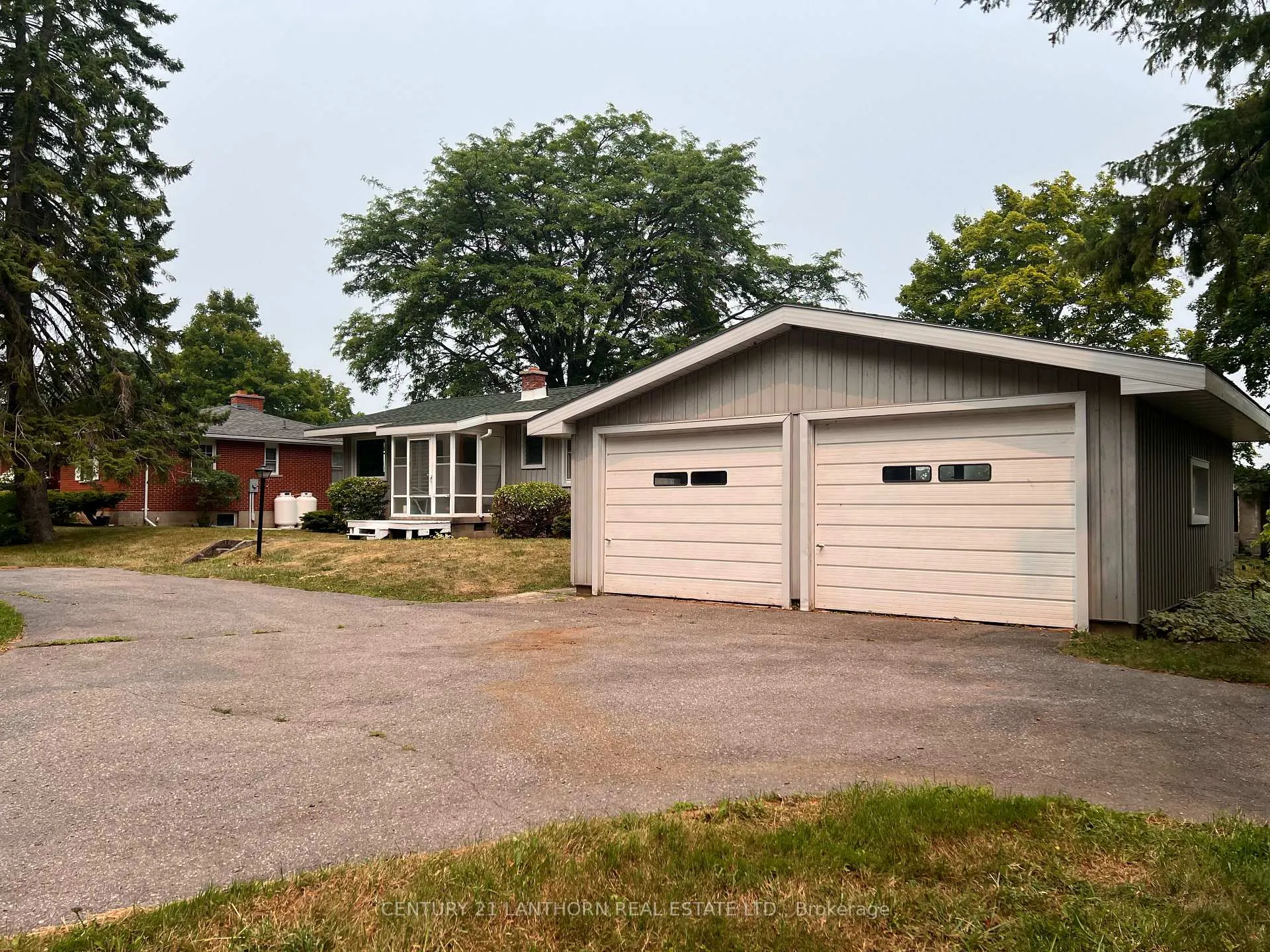 Photo 2 of 11468 Loyalist Parkway, Prince Edward County, Picton — HOMEH