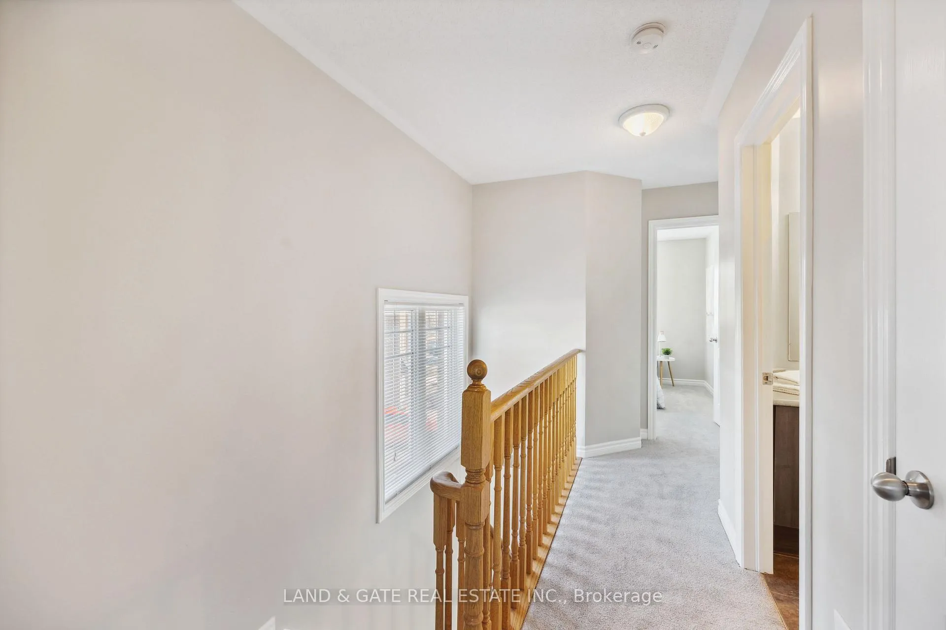 Photo 15 of 16 Katerson Lane, Clarington, Courtice — HOMEH