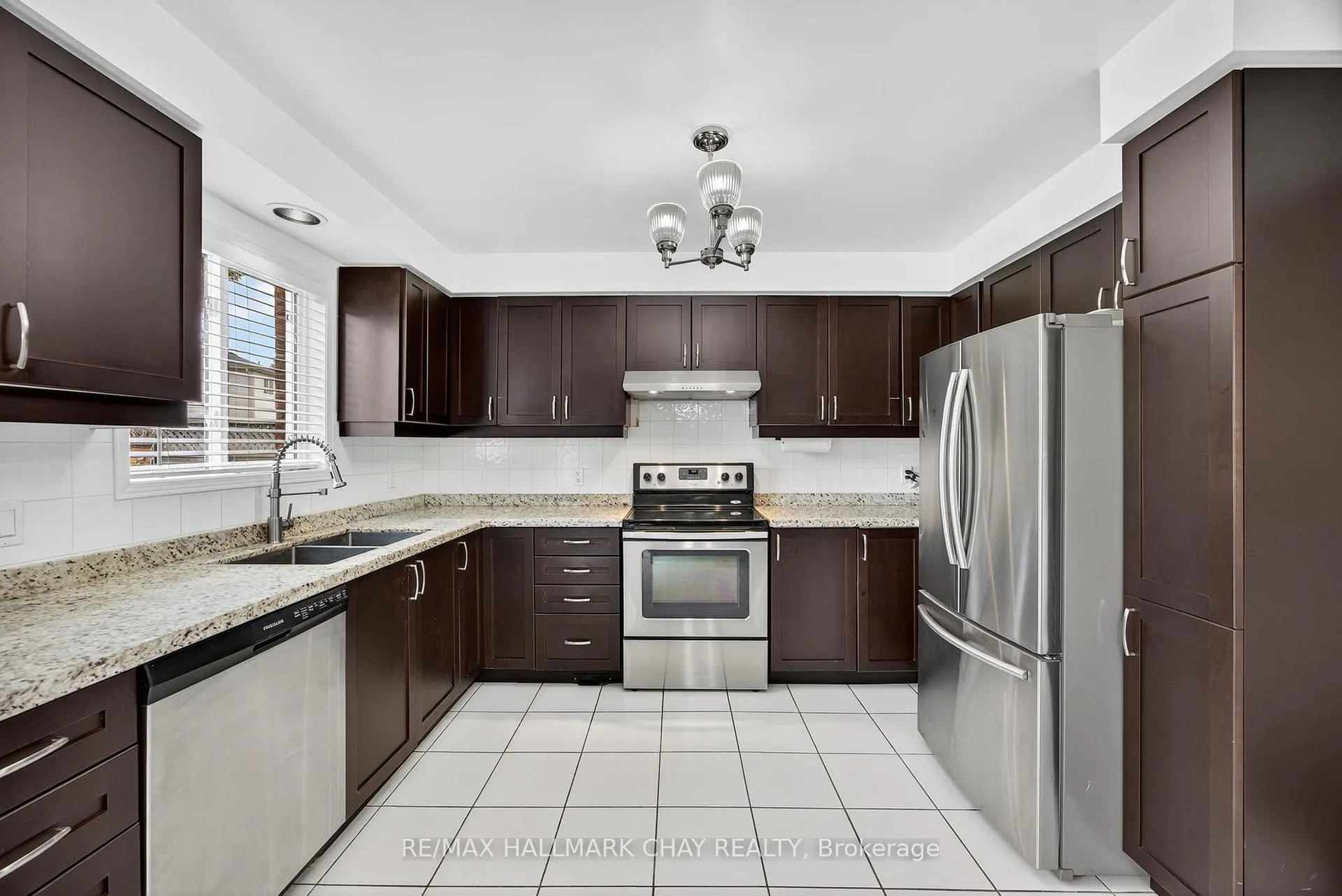 Photo 5 of 171 Brucker Road, Barrie, Holly — HOMEH