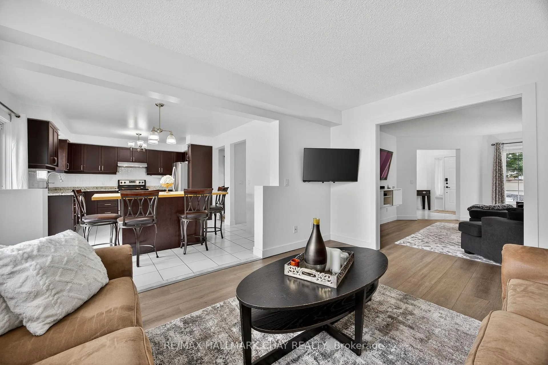 Photo 12 of 171 Brucker Road, Barrie, Holly — HOMEH