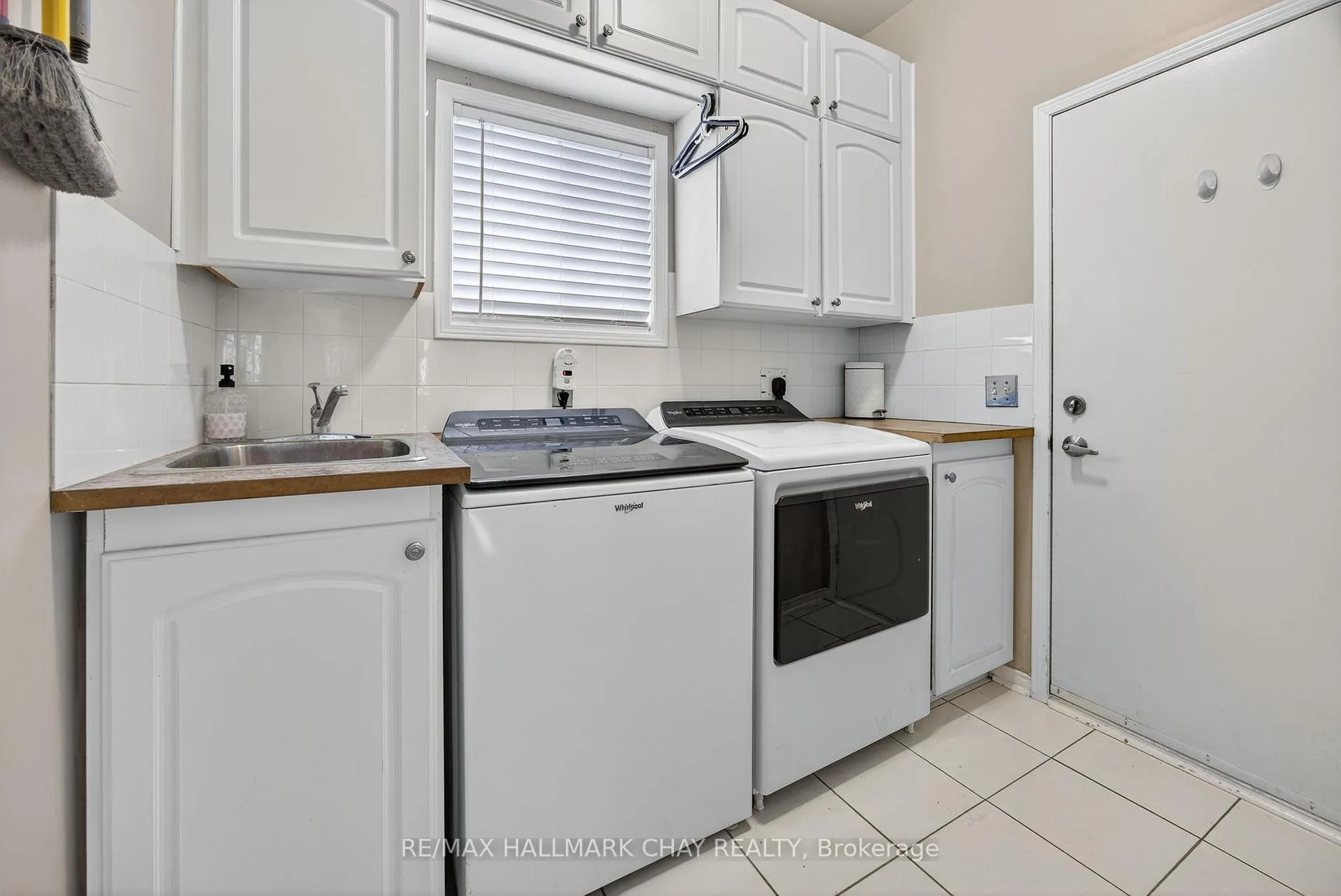 Photo 14 of 171 Brucker Road, Barrie, Holly — HOMEH