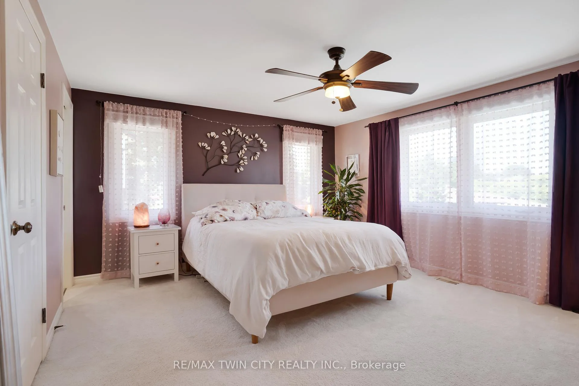 Photo 20 of 238 Westview Court, Kitchener — HOMEH