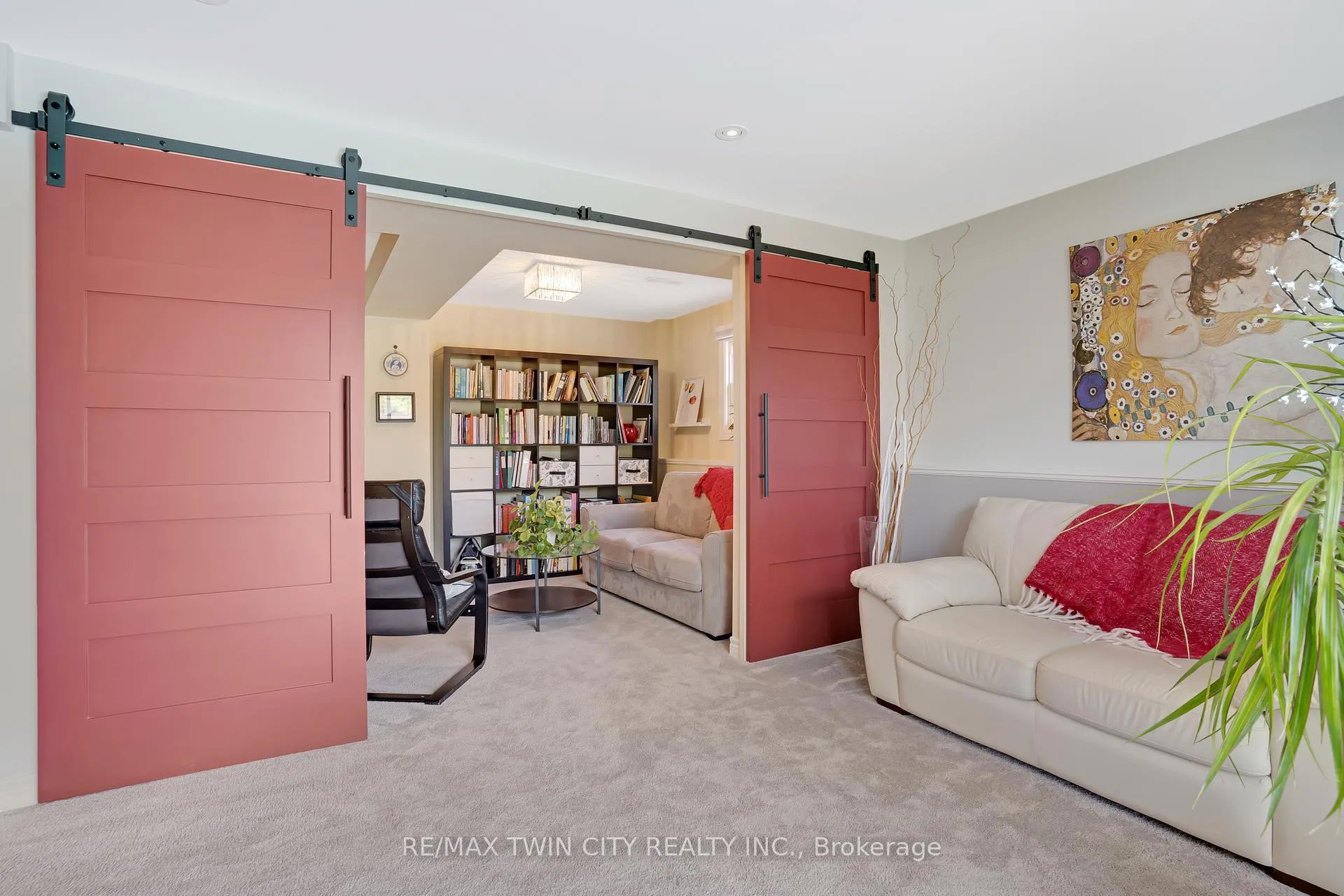 Photo 26 of 238 Westview Court, Kitchener — HOMEH