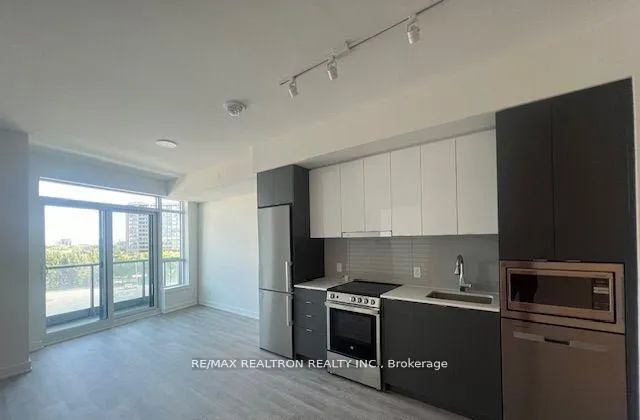 Photo 10 of Unit 404A, 30 Upper Mall Way, Vaughan, Brownridge — HOMEH