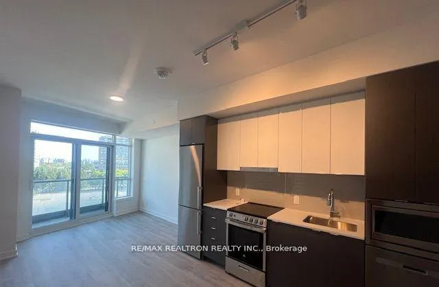 Photo 12 of Unit 404A, 30 Upper Mall Way, Vaughan, Brownridge — HOMEH