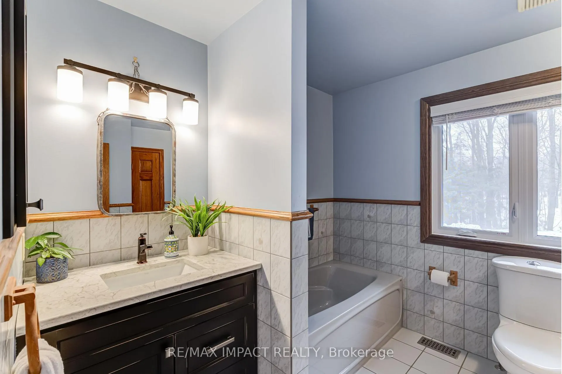 Photo 38 of 215 Raglan Road W, Oshawa, Rural Oshawa — HOMEH
