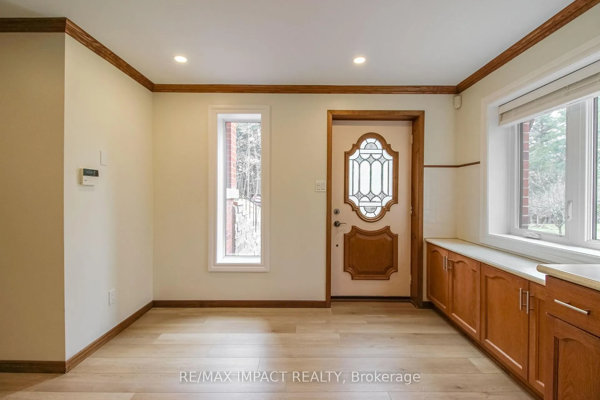 Photo 41 of 215 Raglan Road W, Oshawa, Rural Oshawa — HOMEH