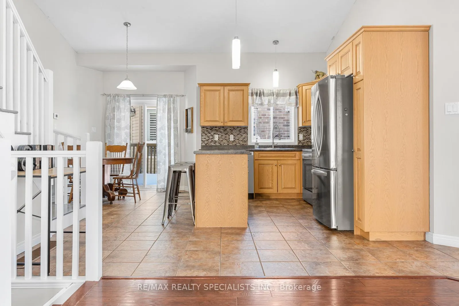 Photo 5 of 155 Sheffield Street, Southgate — HOMEH