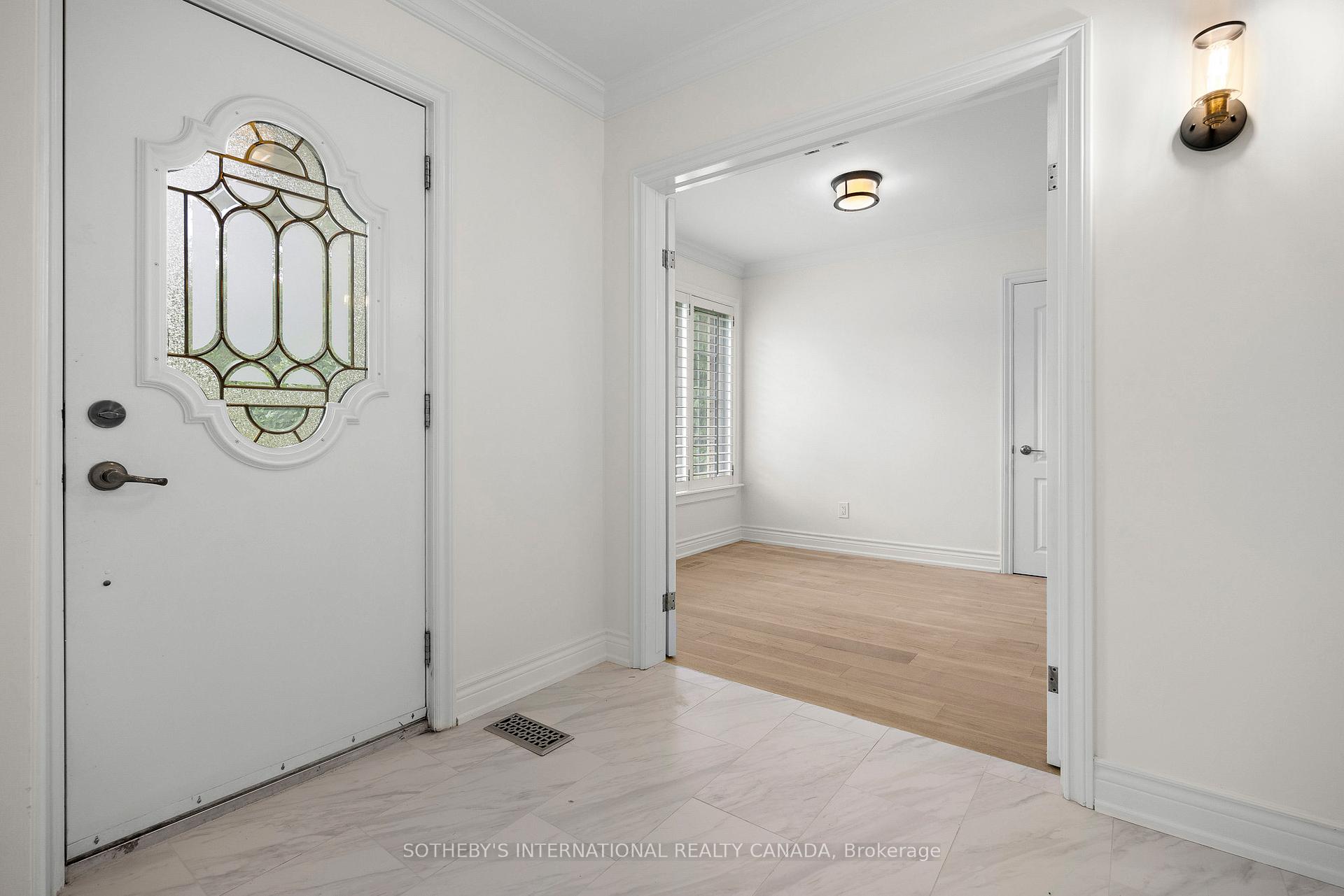 Photo 7 of 4111 McIntosh Place, Burlington, Shoreacres — HOMEH