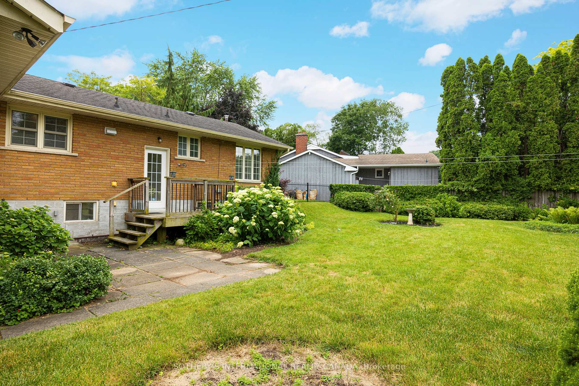 Photo 22 of 4111 McIntosh Place, Burlington, Shoreacres — HOMEH