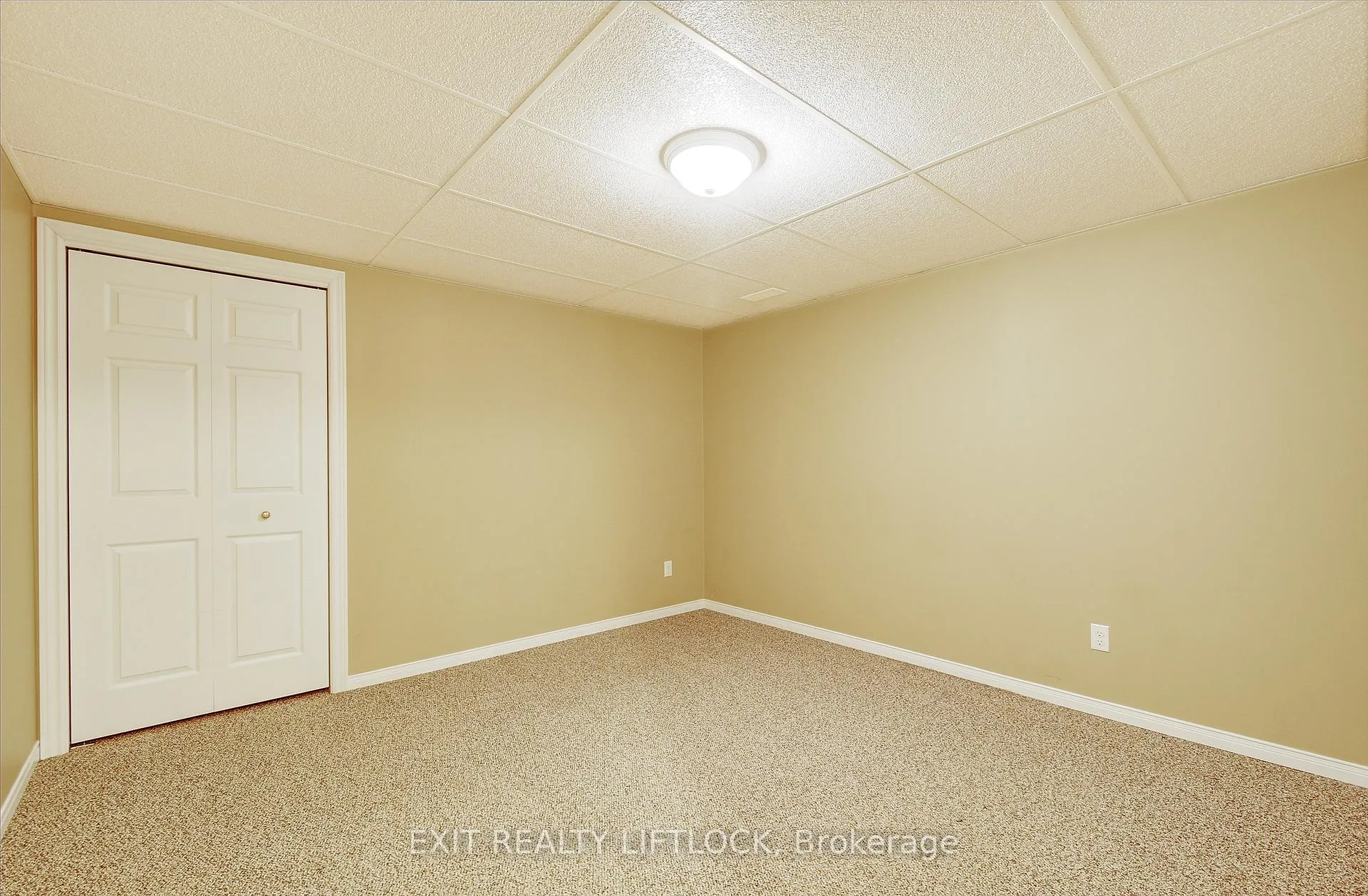 Photo 23 of 569 Garbutt Terrace, Peterborough, Northcrest Ward 5 — HOMEH