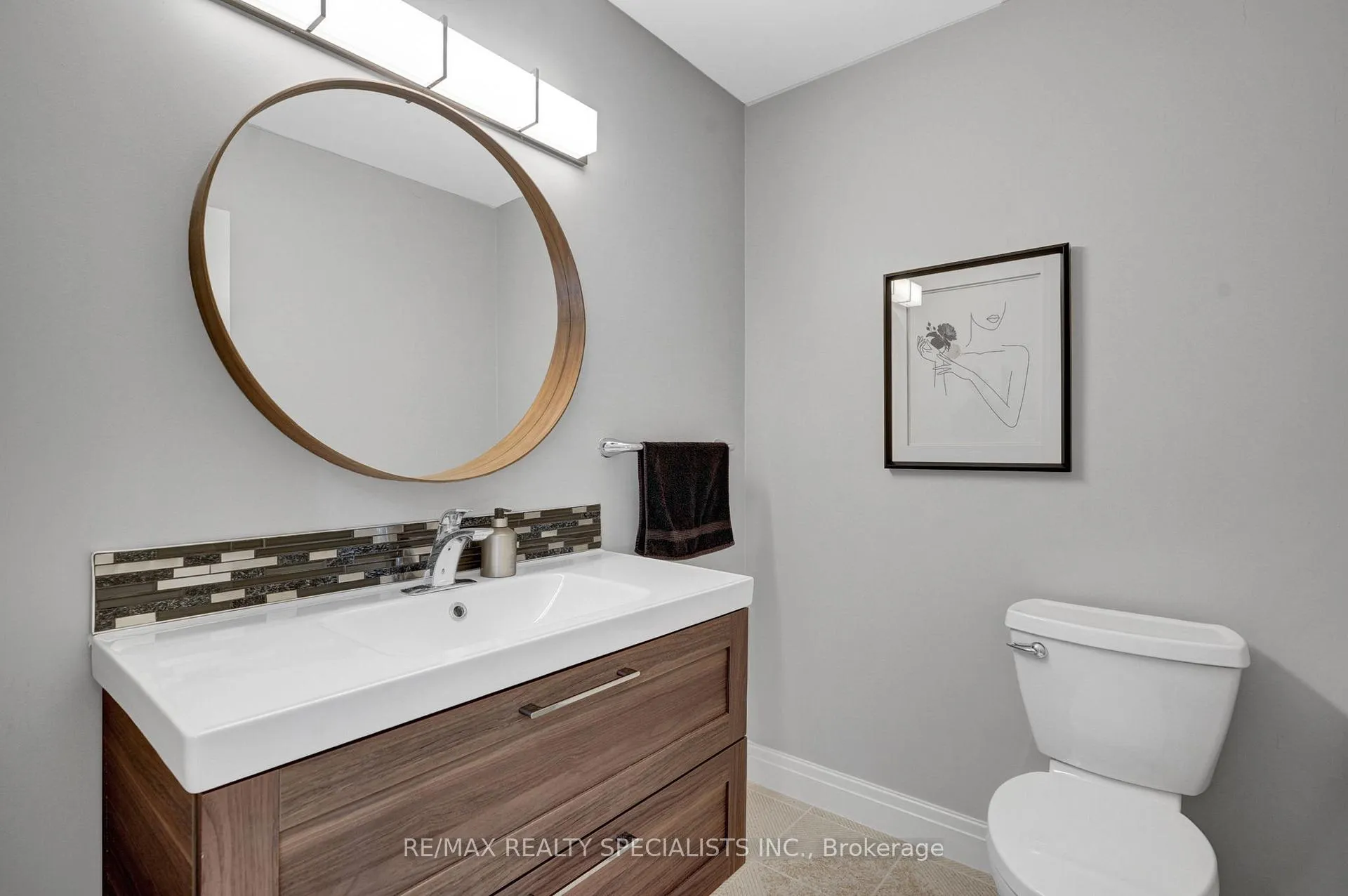 Photo 23 of 7103 Burbank Crescent, Niagara Falls, Morrison — HOMEH