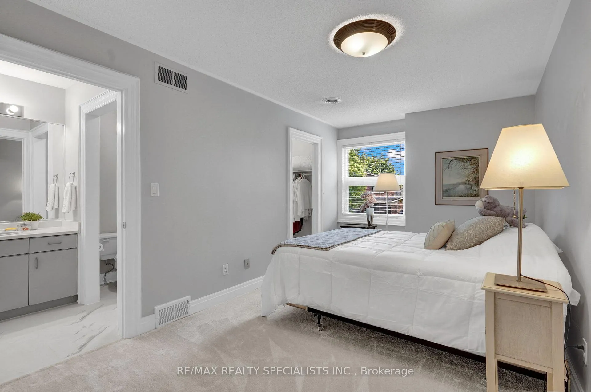 Photo 30 of 7103 Burbank Crescent, Niagara Falls, Morrison — HOMEH