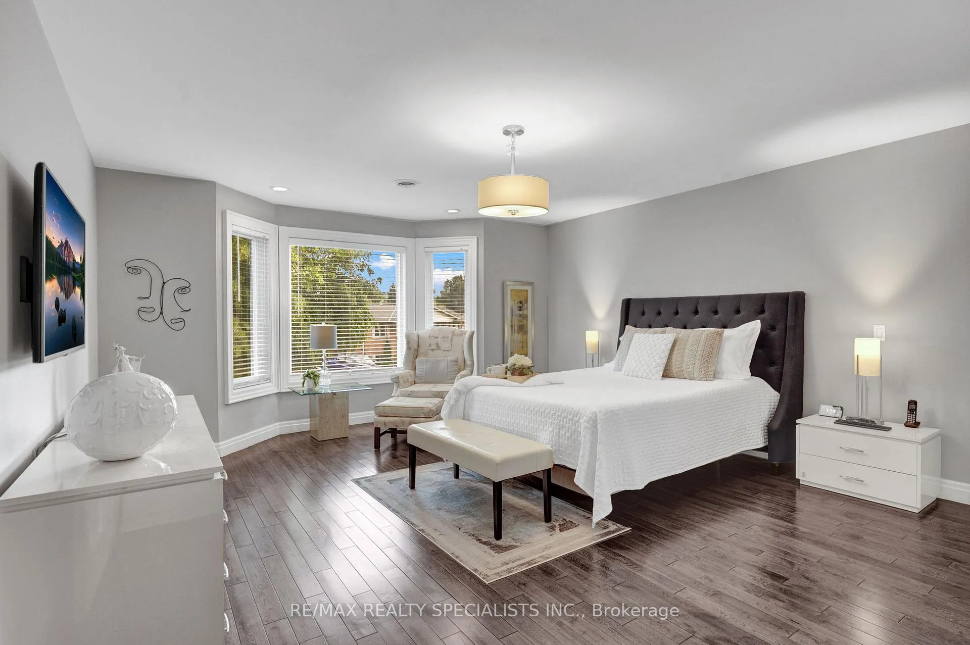 Photo 31 of 7103 Burbank Crescent, Niagara Falls, Morrison — HOMEH