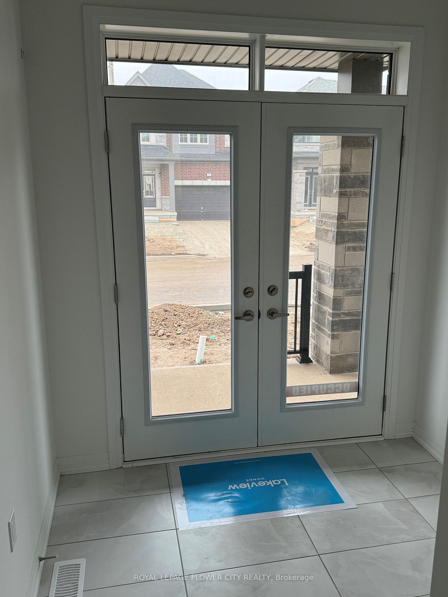 Photo 3 of 16 Spiers Road, Ajax, South East — HOMEH