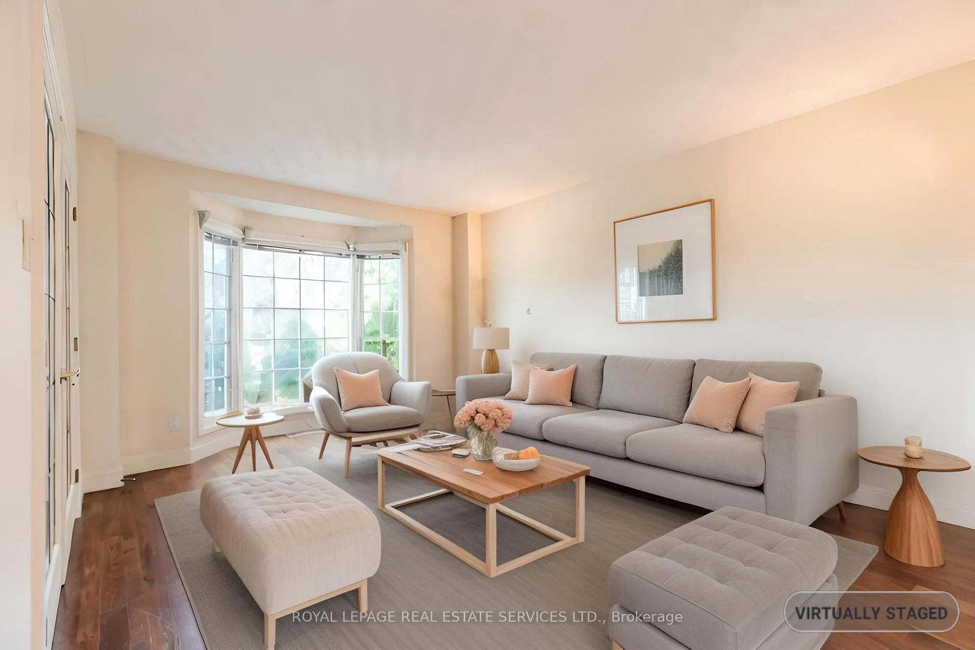 Photo 4 of 57 Orr Crescent, Hamilton, Stoney Creek — HOMEH