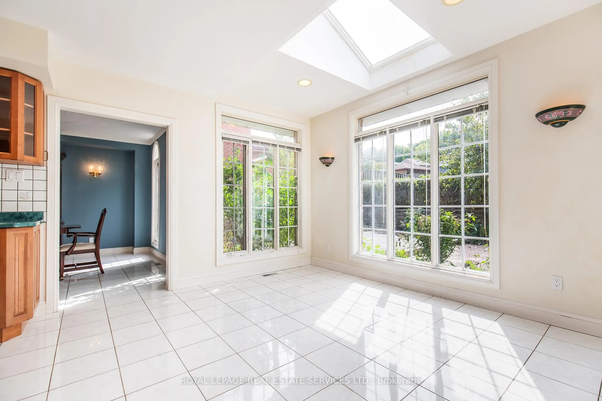 Photo 9 of 57 Orr Crescent, Hamilton, Stoney Creek — HOMEH