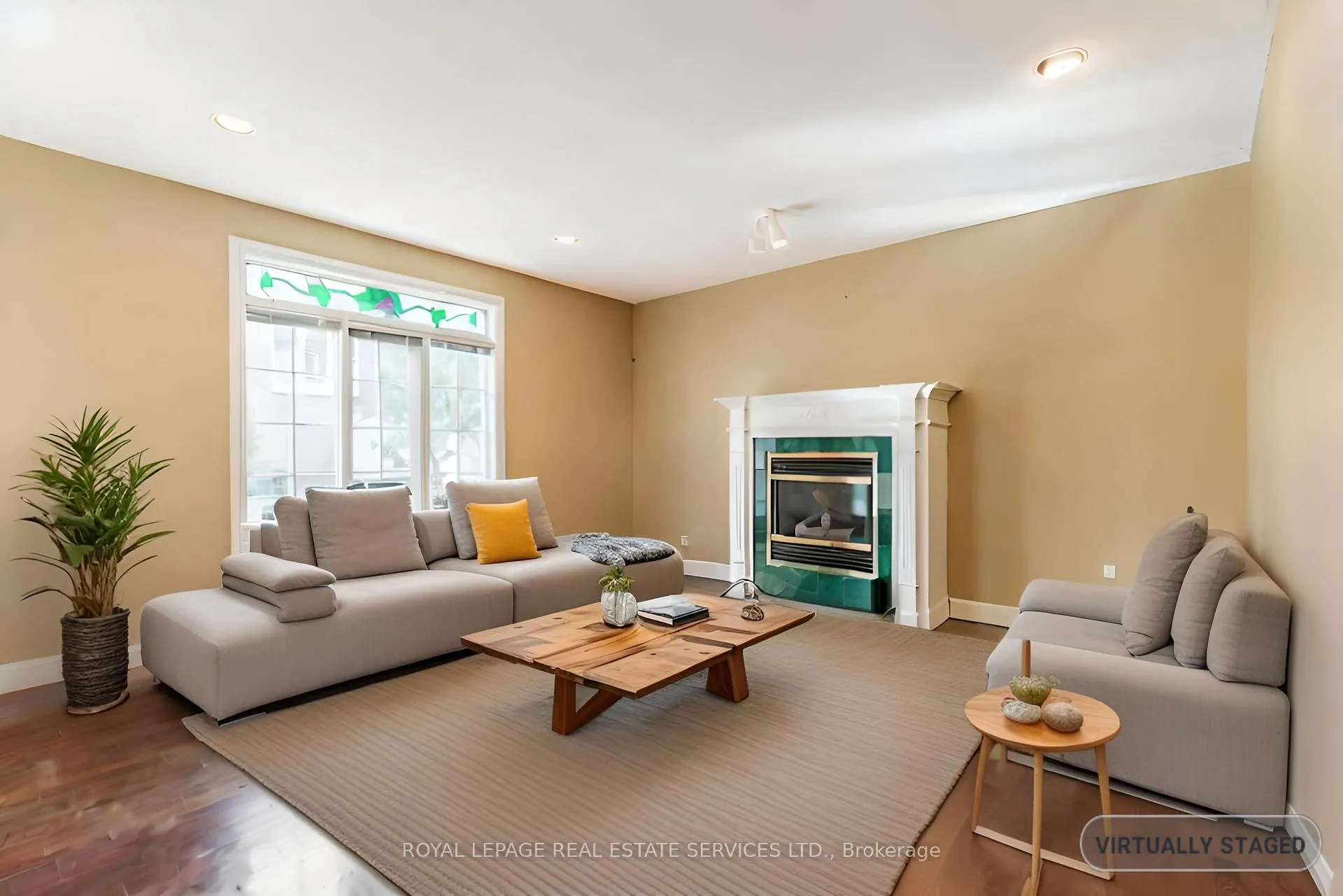 Photo 15 of 57 Orr Crescent, Hamilton, Stoney Creek — HOMEH