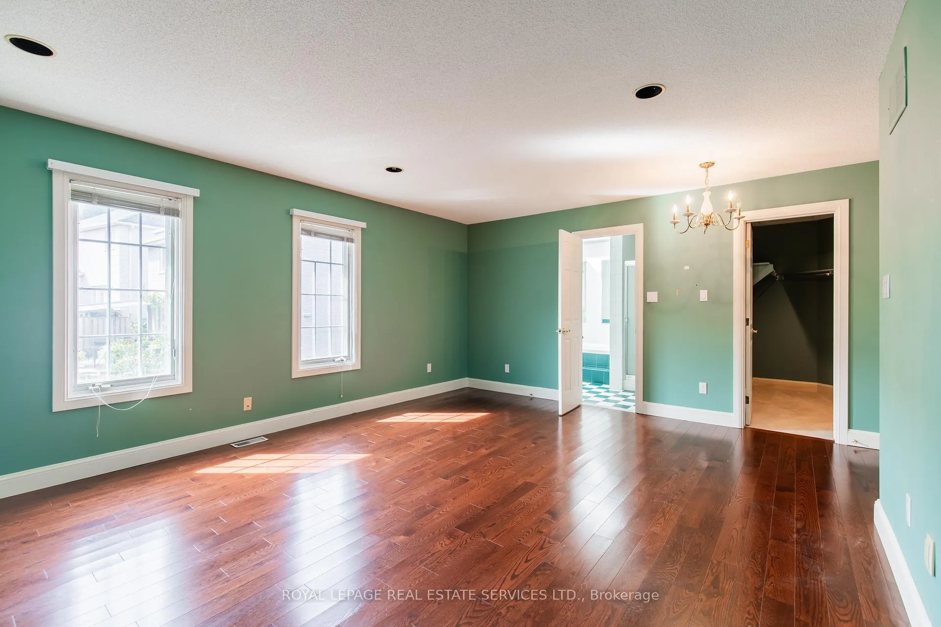 Photo 19 of 57 Orr Crescent, Hamilton, Stoney Creek — HOMEH