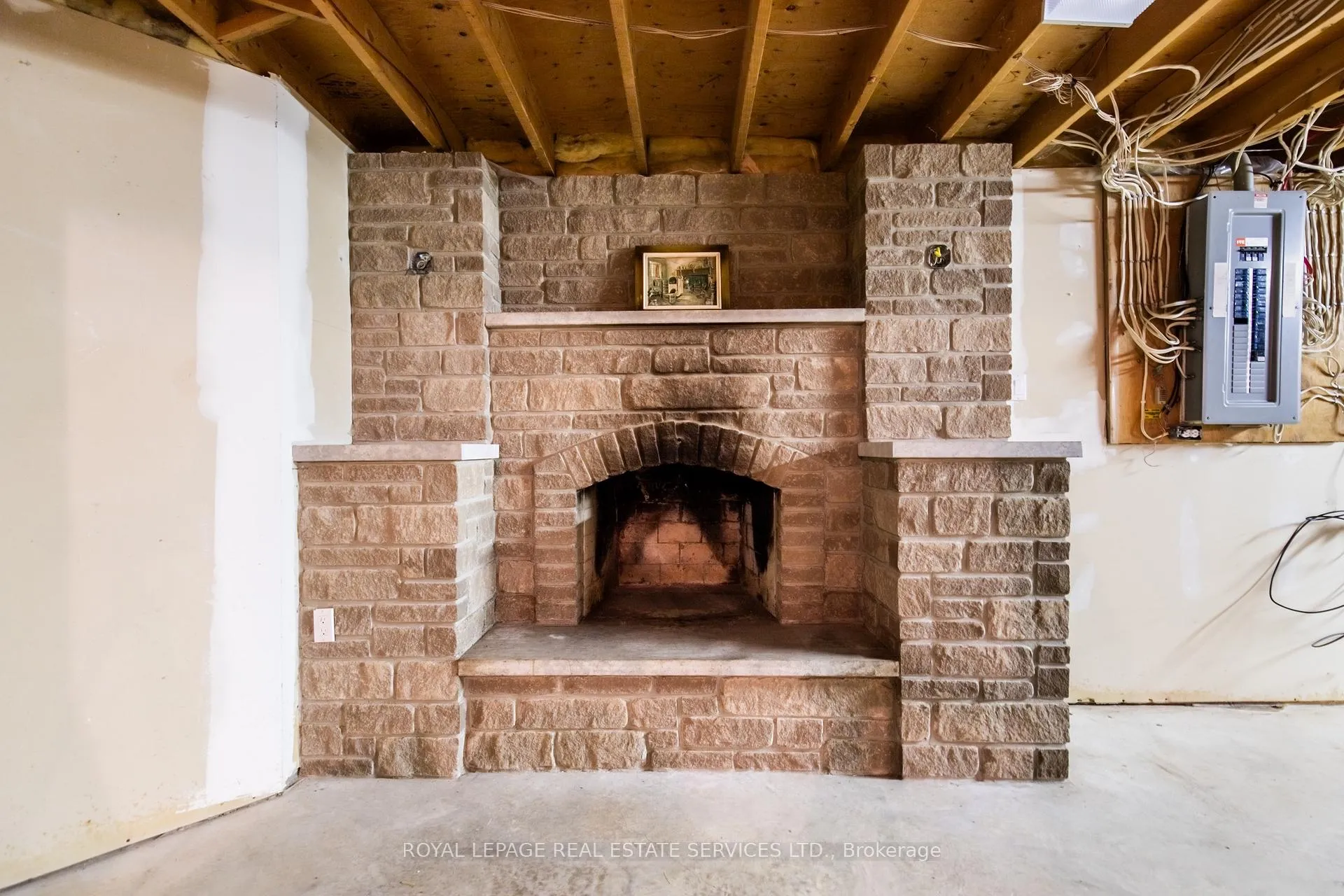 Photo 30 of 57 Orr Crescent, Hamilton, Stoney Creek — HOMEH