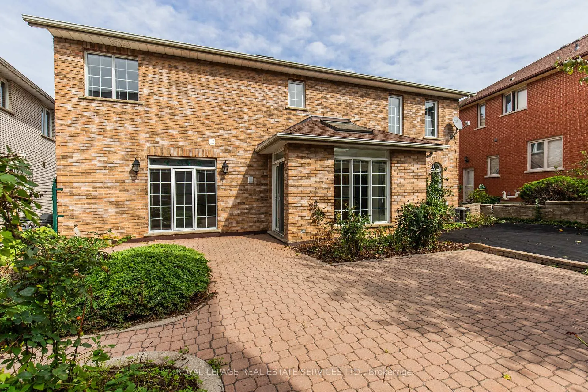Photo 33 of 57 Orr Crescent, Hamilton, Stoney Creek — HOMEH