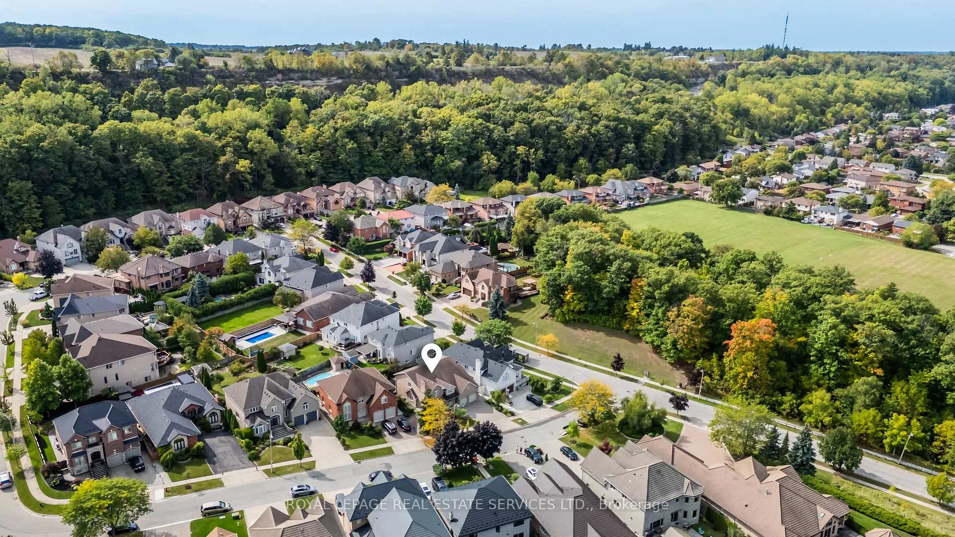 Photo 39 of 57 Orr Crescent, Hamilton, Stoney Creek — HOMEH