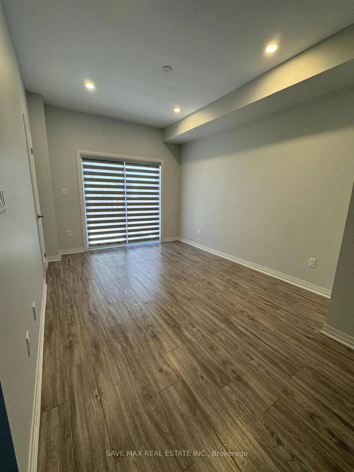 Photo 4 of 1615 Pleasure Valley Path, Oshawa, Samac — HOMEH