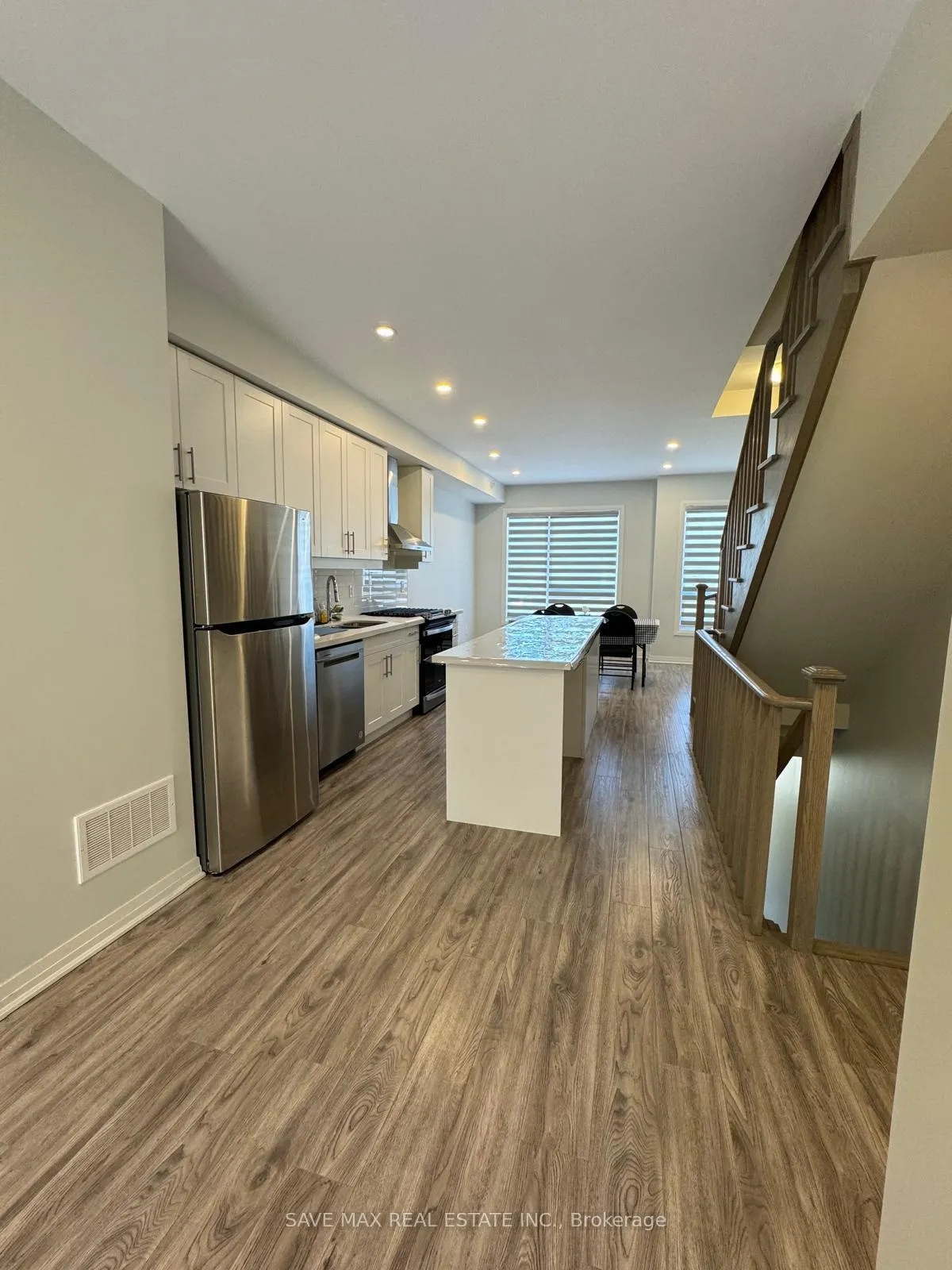 Photo 6 of 1615 Pleasure Valley Path, Oshawa, Samac — HOMEH