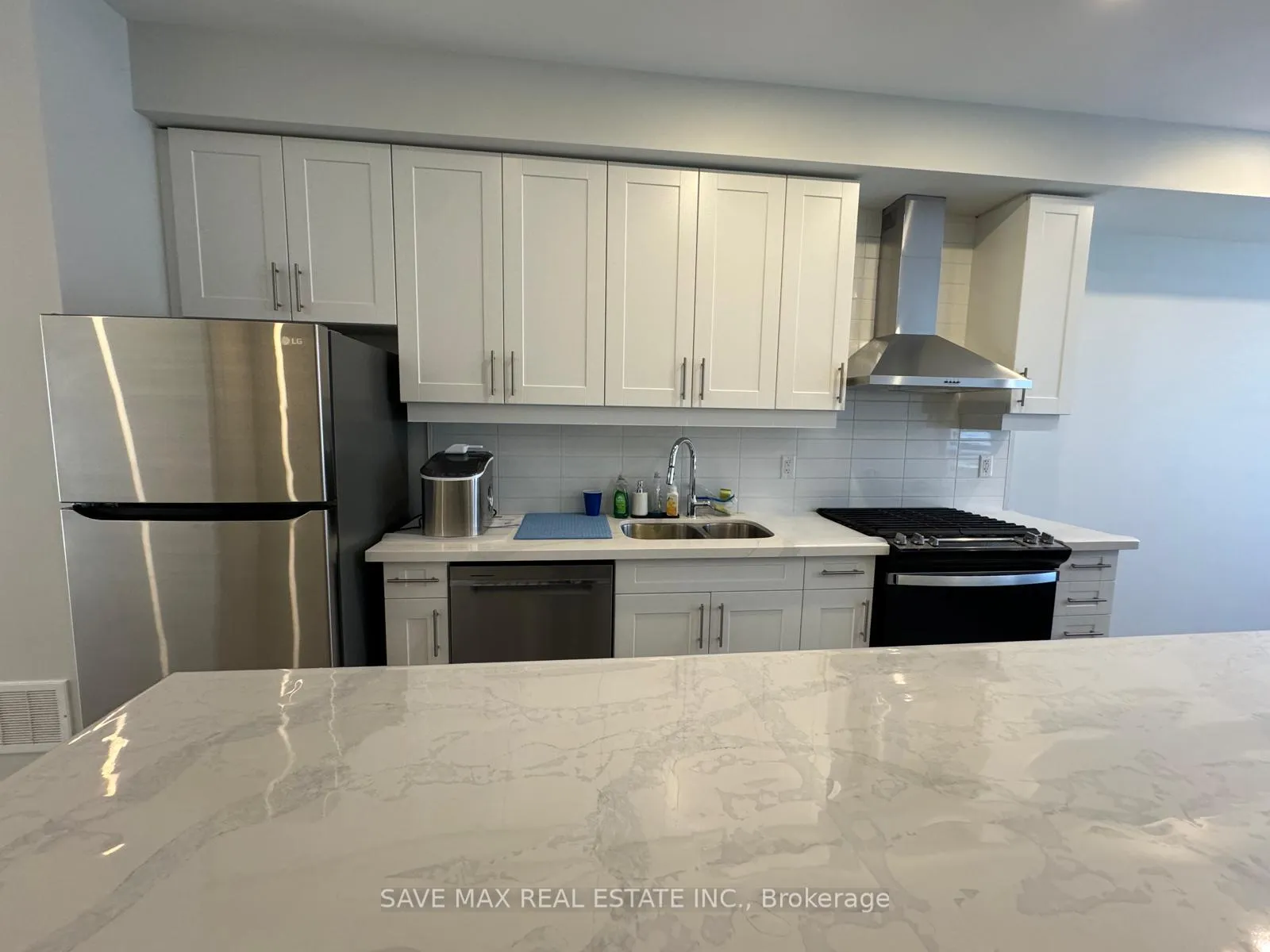 Photo 11 of 1615 Pleasure Valley Path, Oshawa, Samac — HOMEH