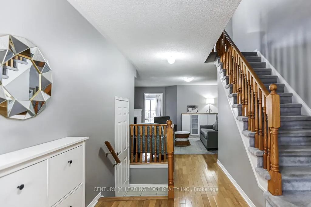 Photo 15 of 28 Charles Sturdy Road, Markham, Berczy — HOMEH